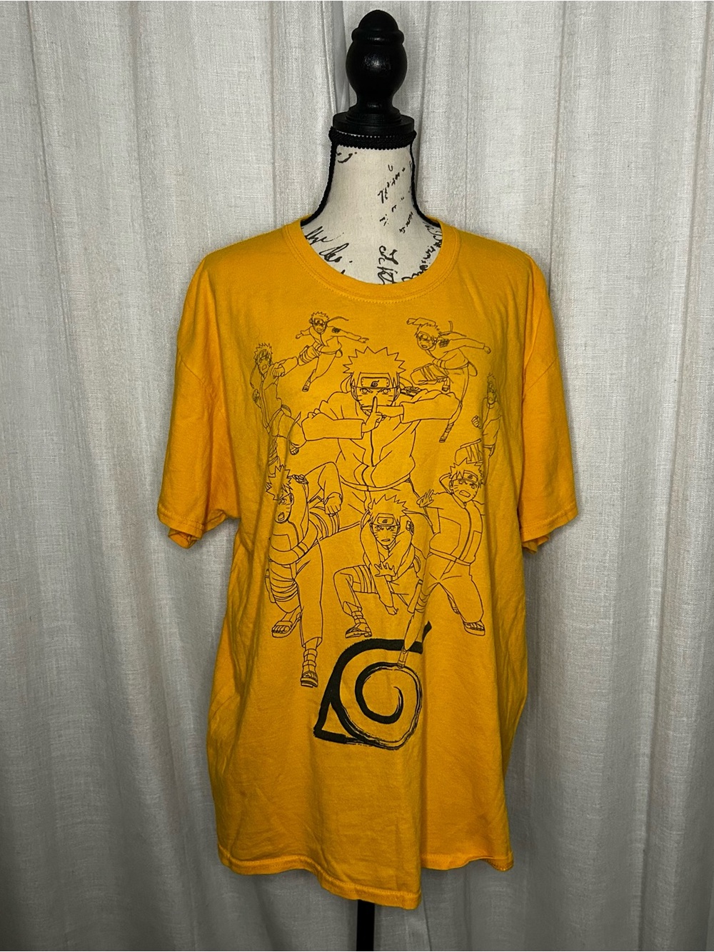 Yellow XL Graphic Naruto Men’s T-Shirt